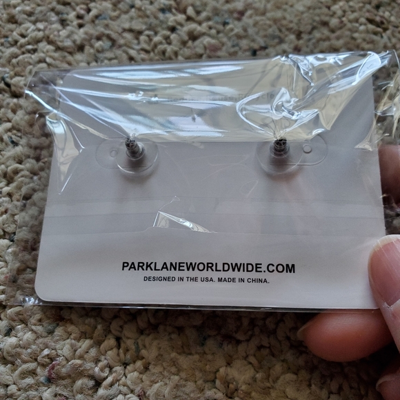 Park Lane Coral Reef Impression Stud Earrings - Picture 4 of 5